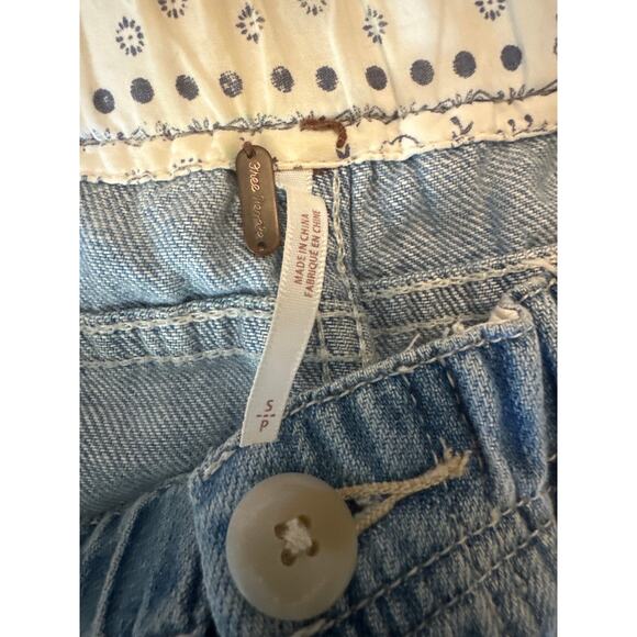 Women S Free People Mixed Up Distressed Utility Jeans Denim Pants Splatter - Picture 7 of 7